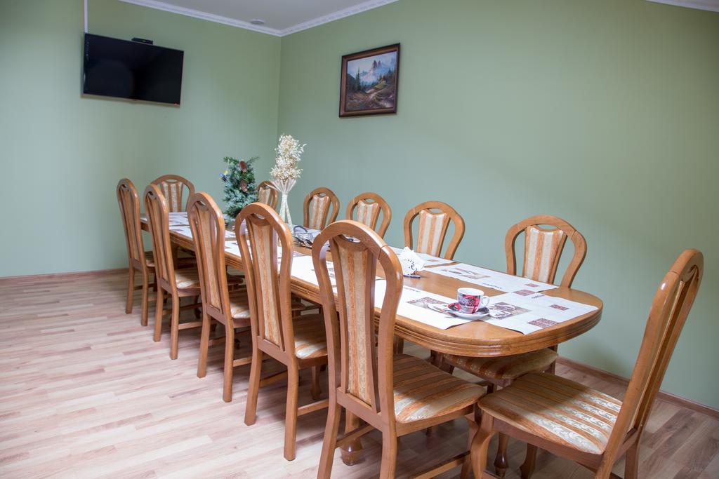 Lions Heart Hostel Lviv Dış mekan fotoğraf