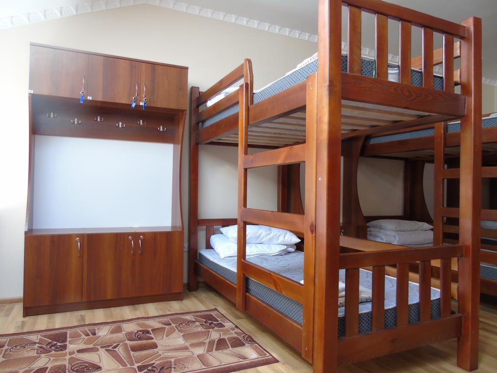 Lions Heart Hostel Lviv Dış mekan fotoğraf