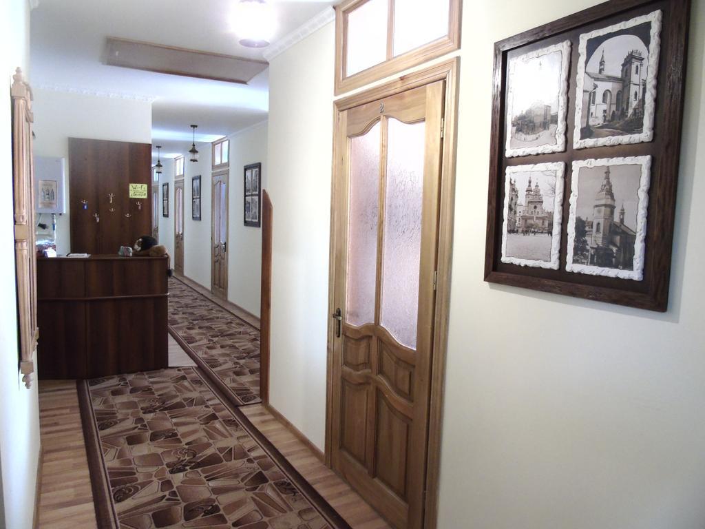 Lions Heart Hostel Lviv Dış mekan fotoğraf